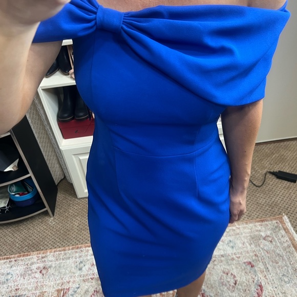 VINCE CAMUTO | Bow Collar Off the Shoulder Sheath Midi Cocktail Dress New Size 6 - Picture 6 of 11